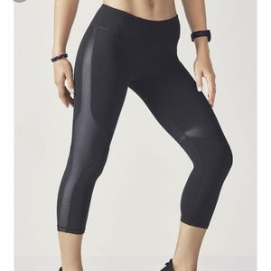 Fabletics Salar Powerhold 3/4 leggings